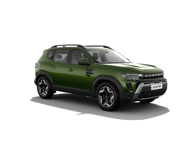 Renault Duster in Mountain Jade Green color