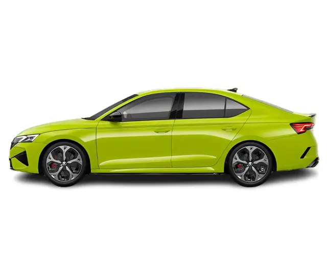 Skoda Octavia RS 2.0 TSI DSG - Mamba Green