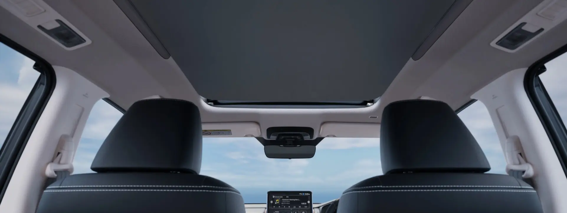 Maruti Suzuki Invicto sunroof