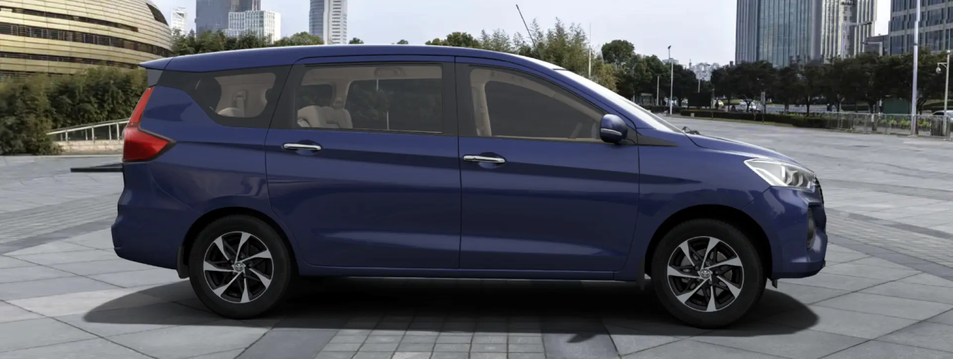 Toyota Rumion Right Side VIew