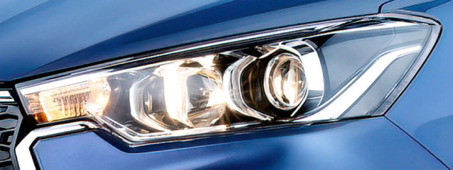 Toyota Rumion Auto Head Lamp