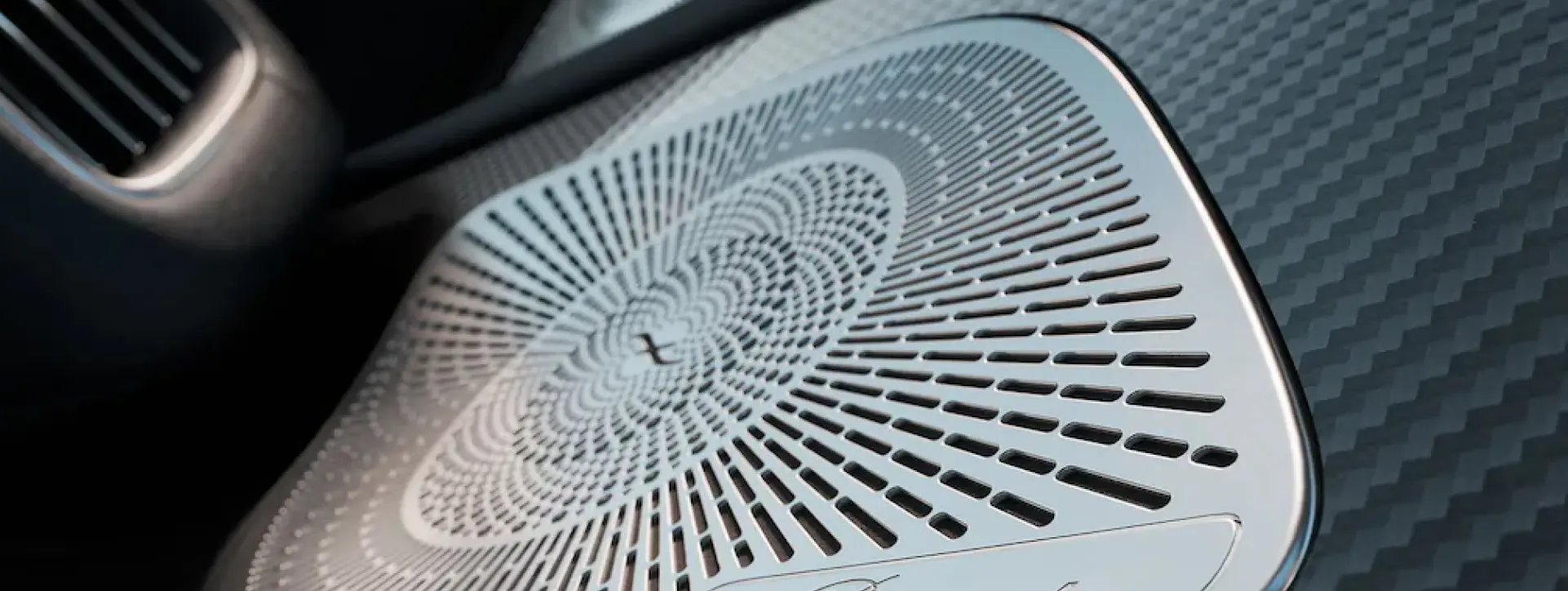 Mercedes-Benz GLS Speakers