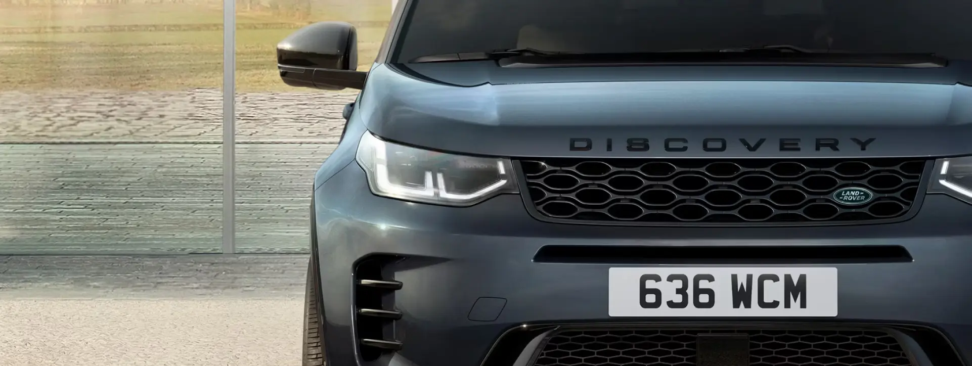 Land Rover Discovery Sport Front View