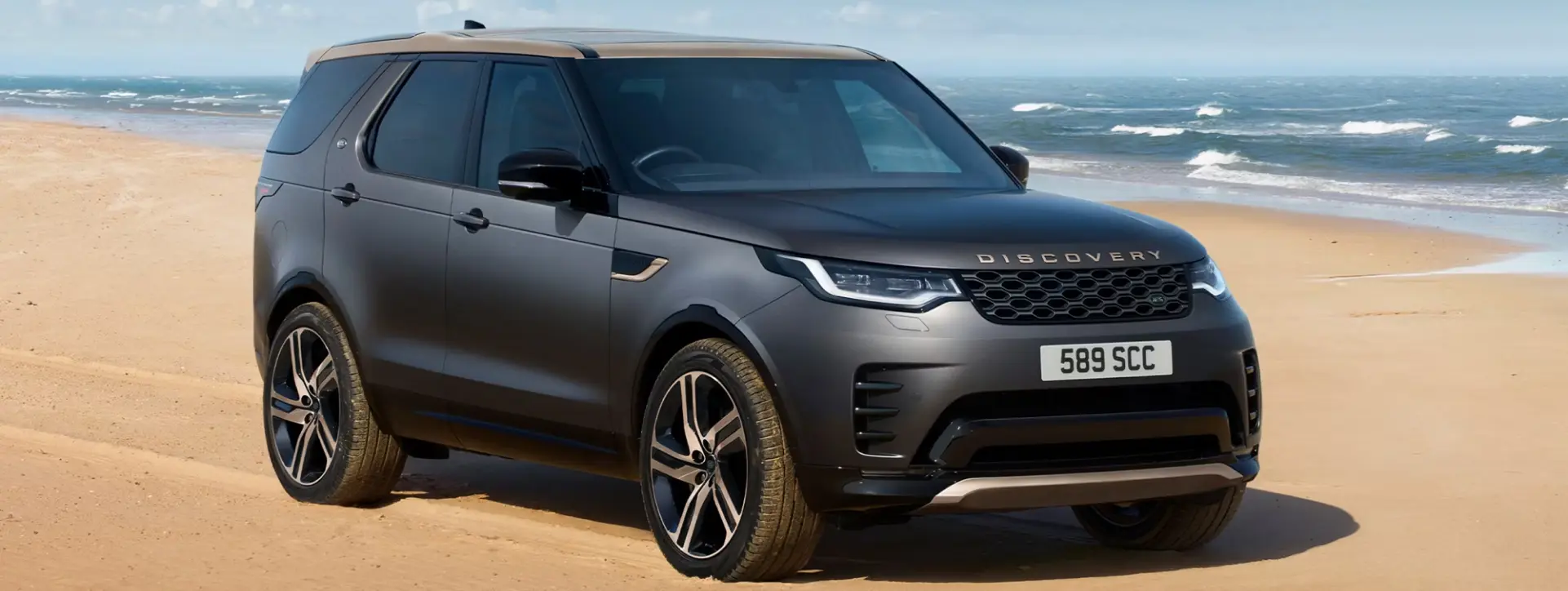 Land Rover Discovery Front Right View