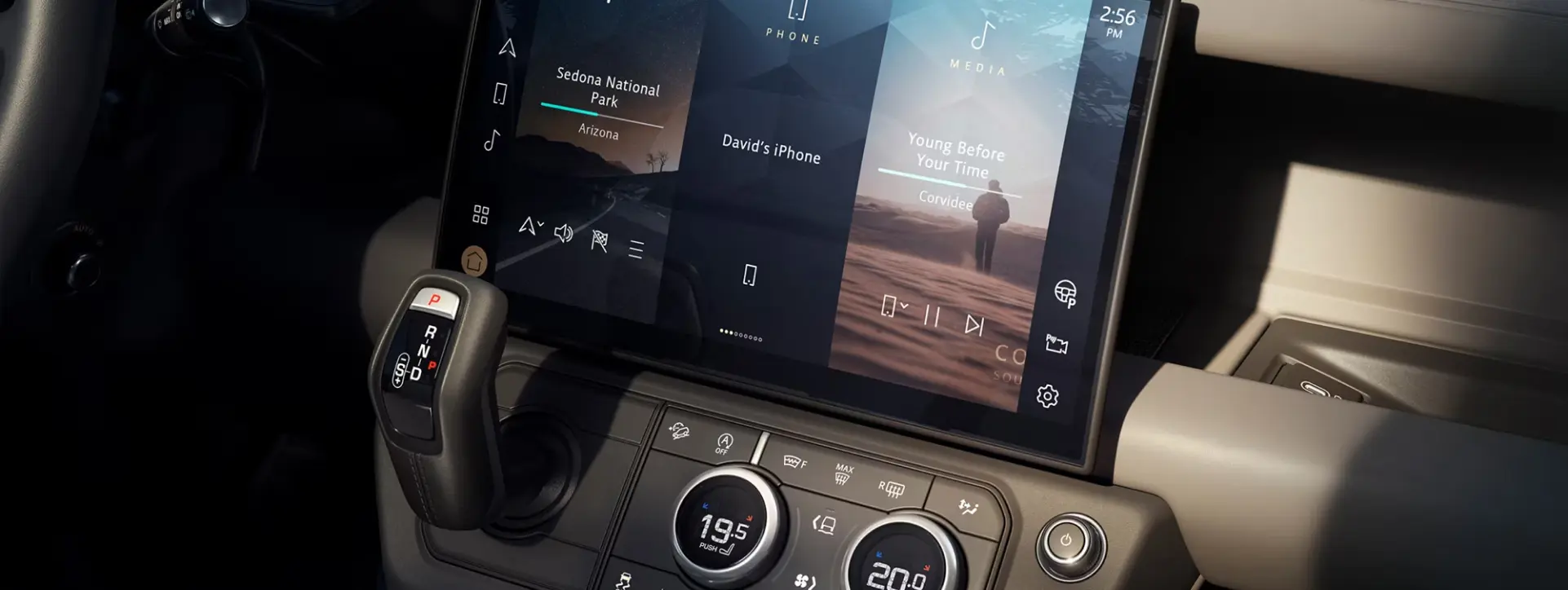 Land Rover Defender 90 Dashboard Display