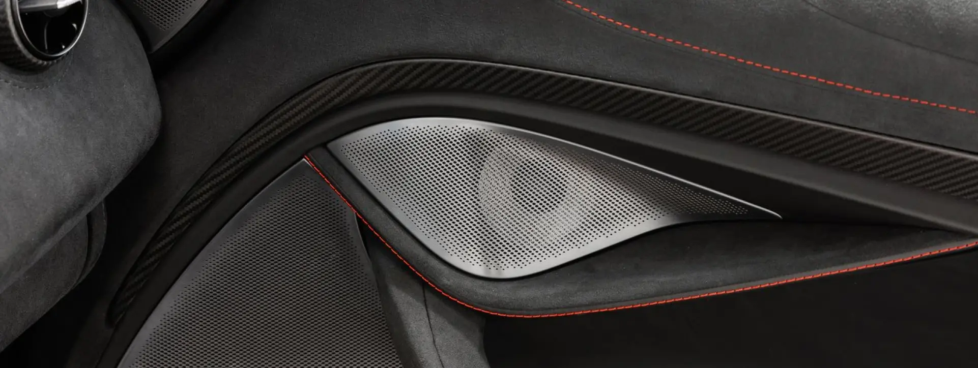 McLaren 750S Speakers