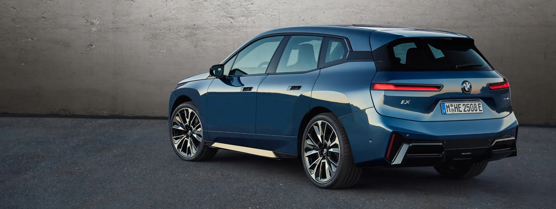 BMW iX Rear Left View