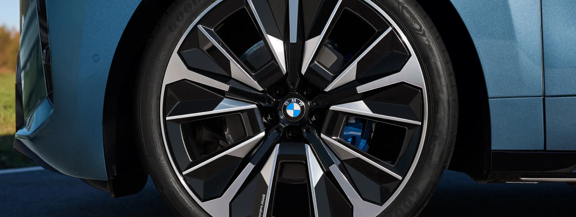 BMW iX Rear Wheel