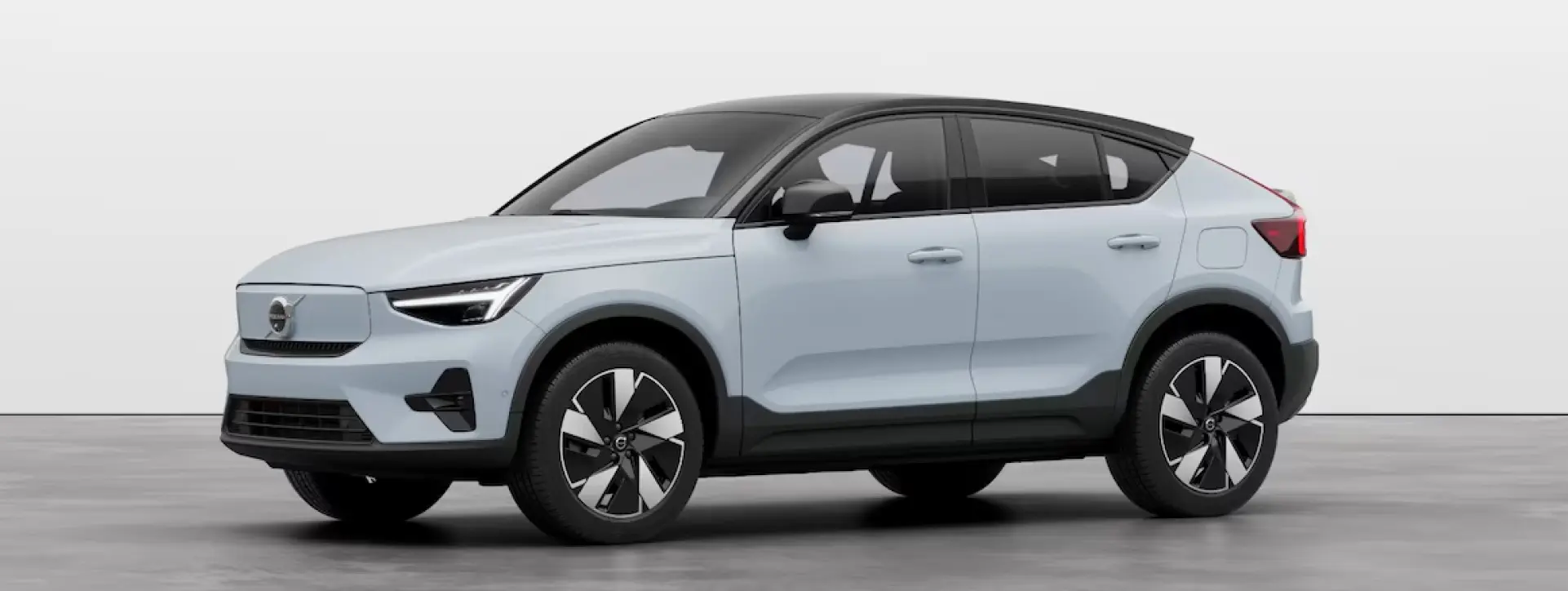 Volvo C40 Front Left View