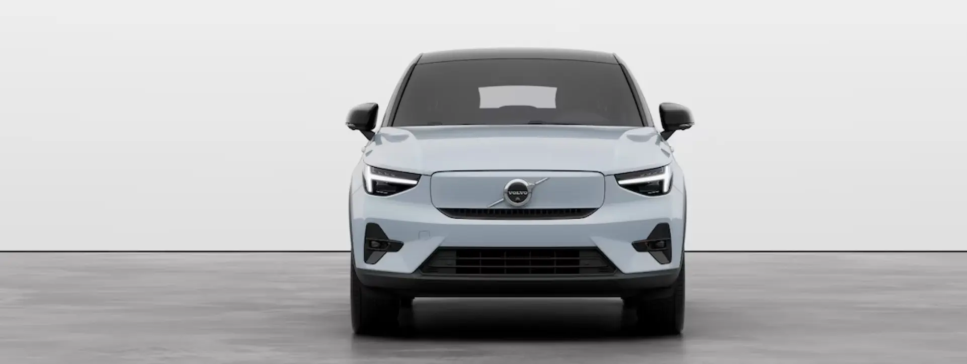 Volvo C40 Front View