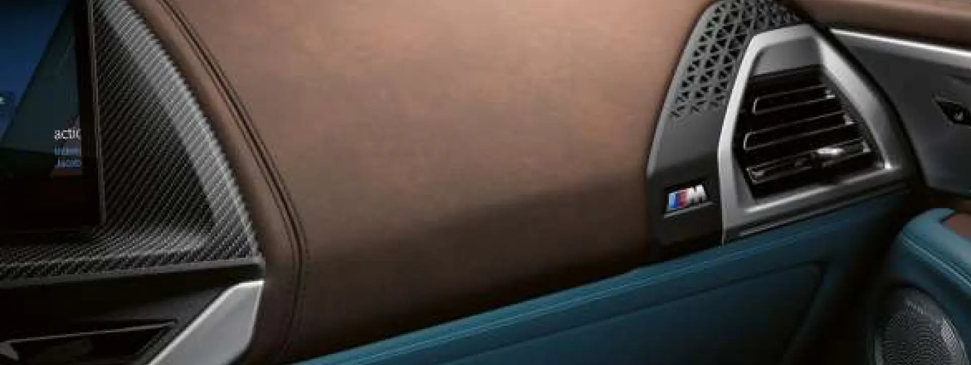 BMW XM Exclusive Vintage Leather Dashboard