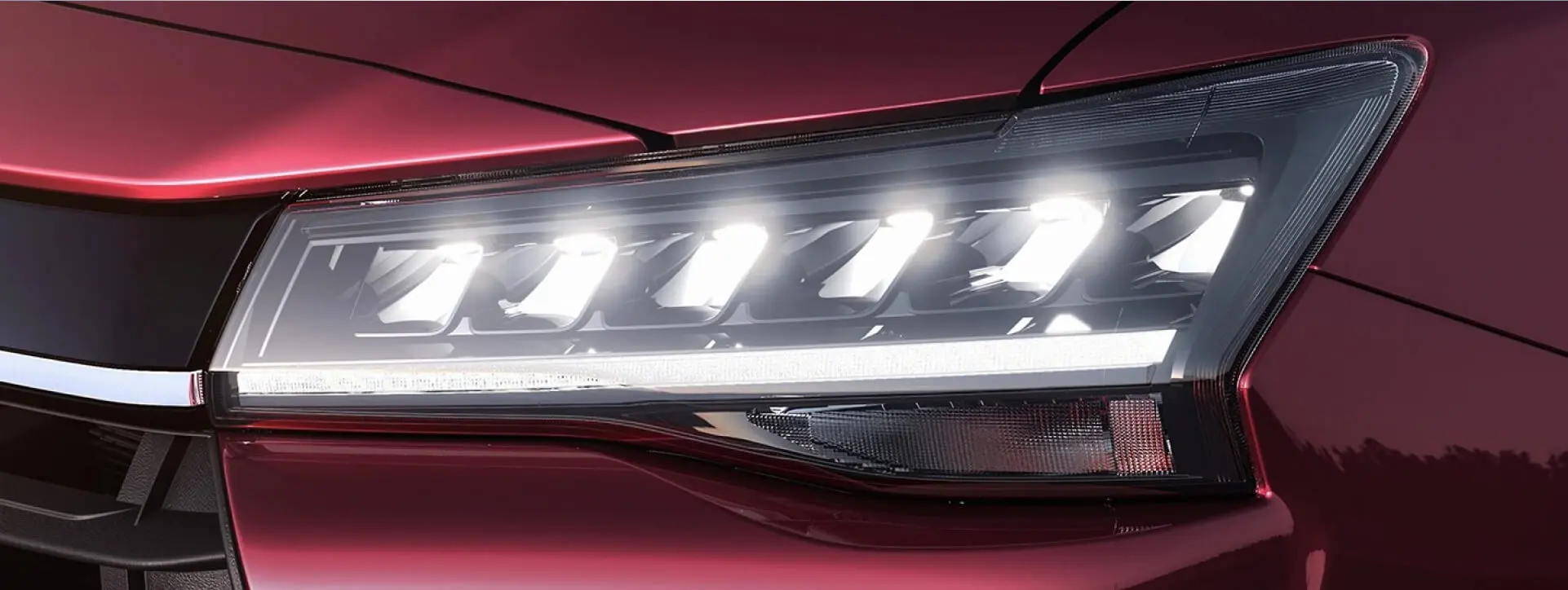 Maruti Suzuki Dzire front head lamp