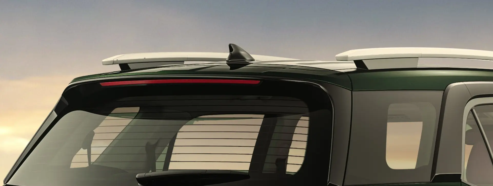 Hyundai Alcazar roof antenna