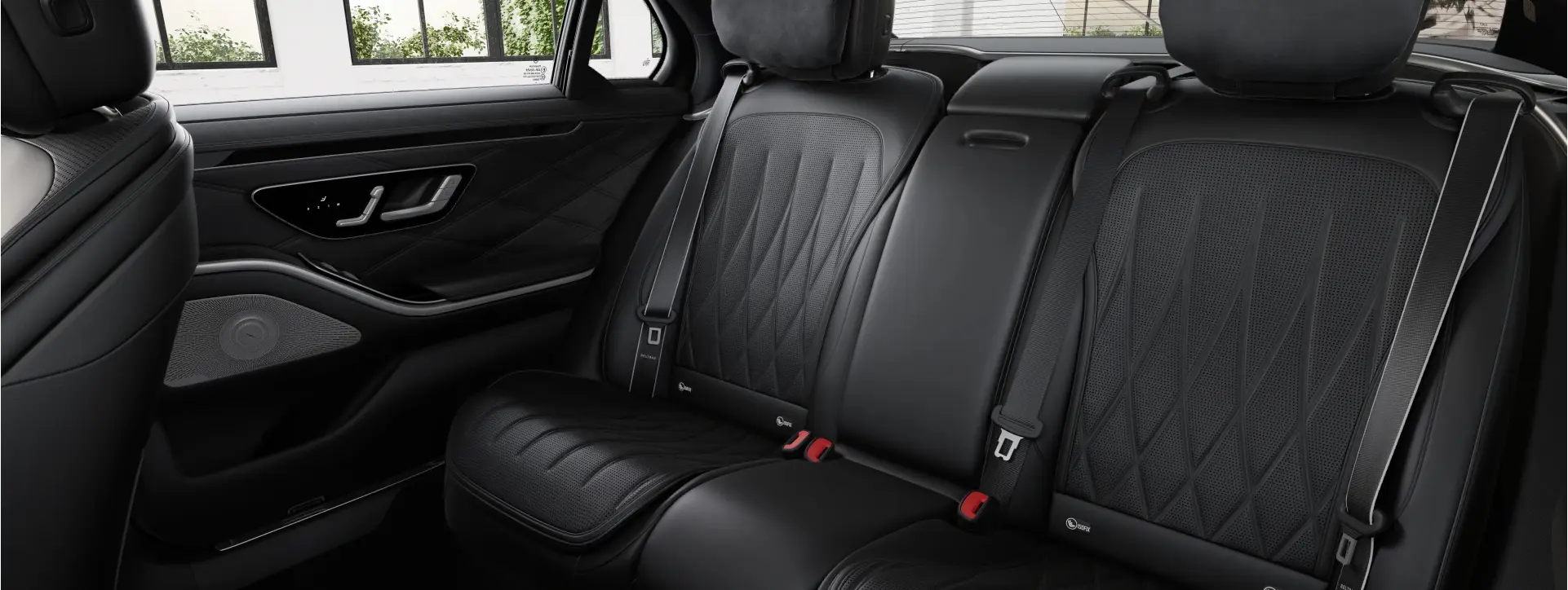 Mercedes-Benz AMG S 63 Rear Seats