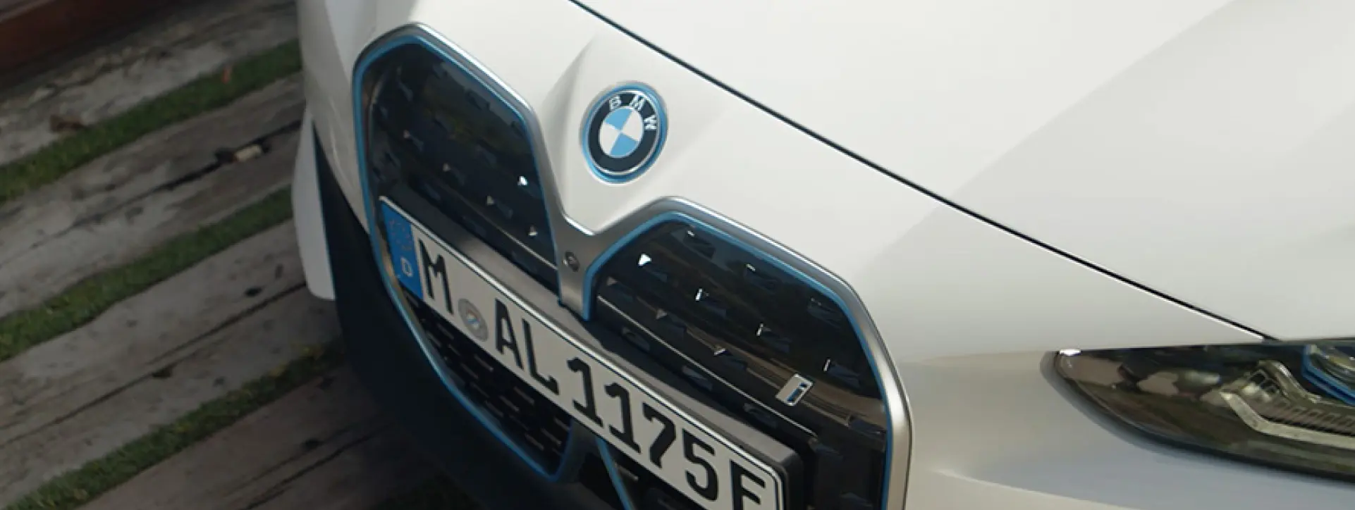 BMW i4 Grille Front Grille