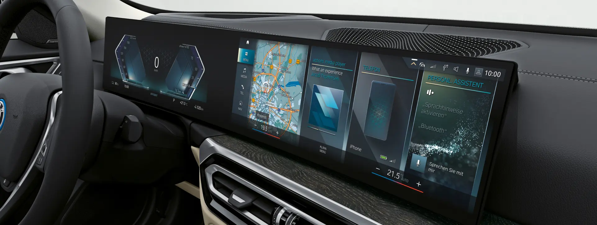 BMW i4 Curved Display