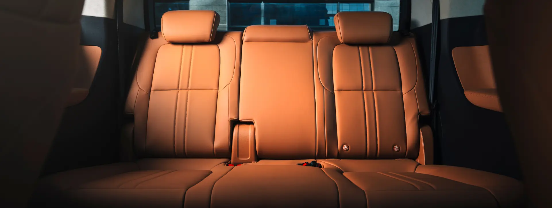 Morris Garages M9 Third Row Seats