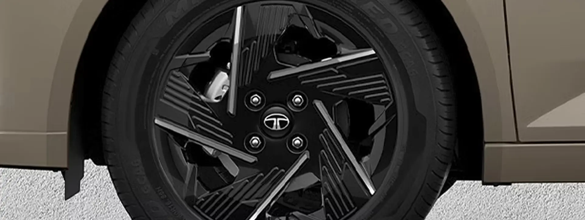 Tata Altroz Wheel