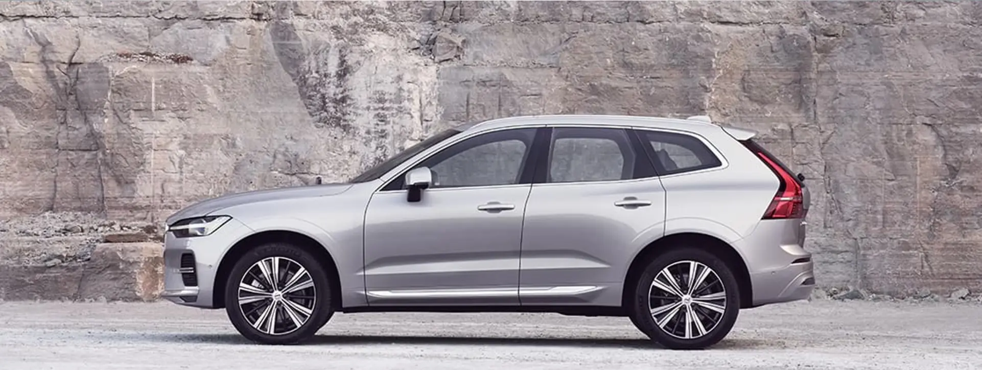 Volvo XC60 Side View