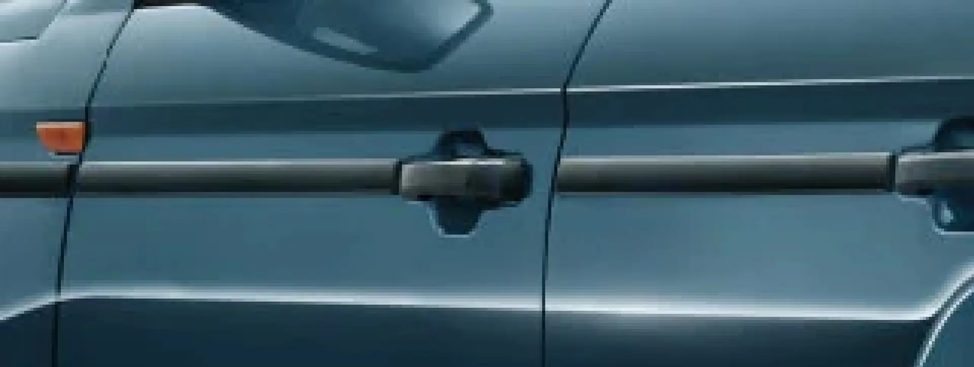 Mahindra Bolero Neo Door