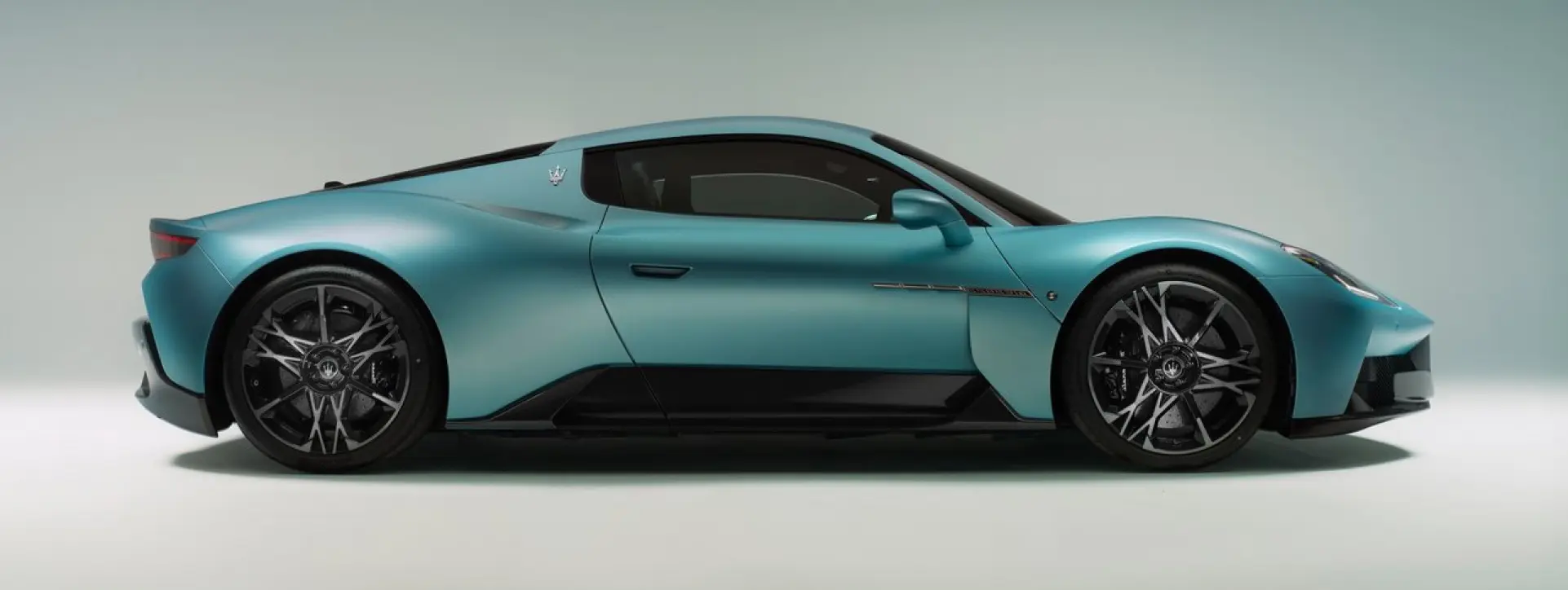 Maserati McPura Right Side View