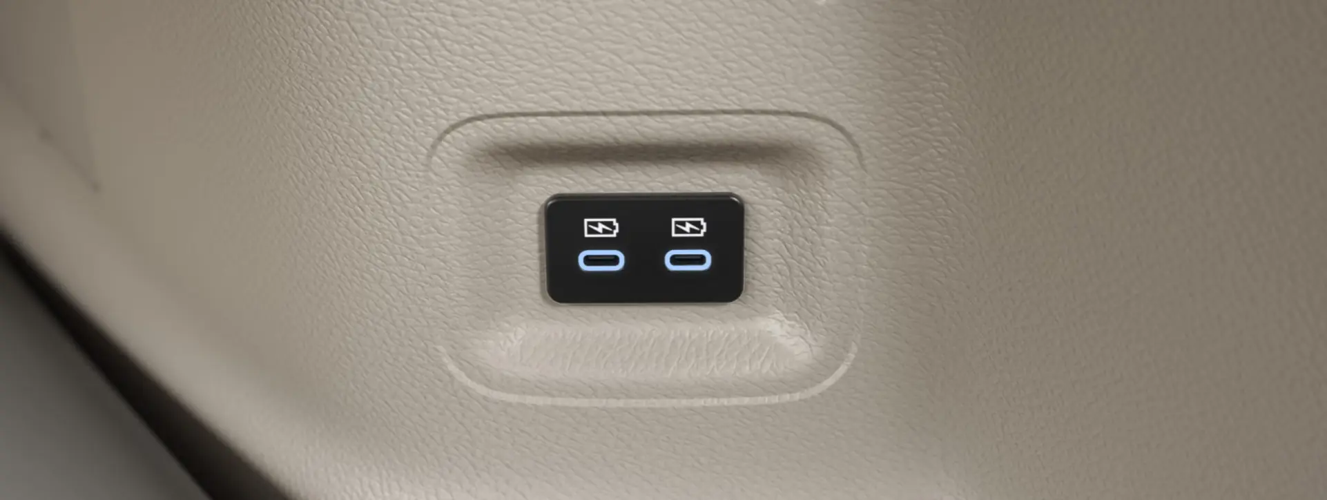 Maruti Suzuki Ertiga Type C Charging Ports