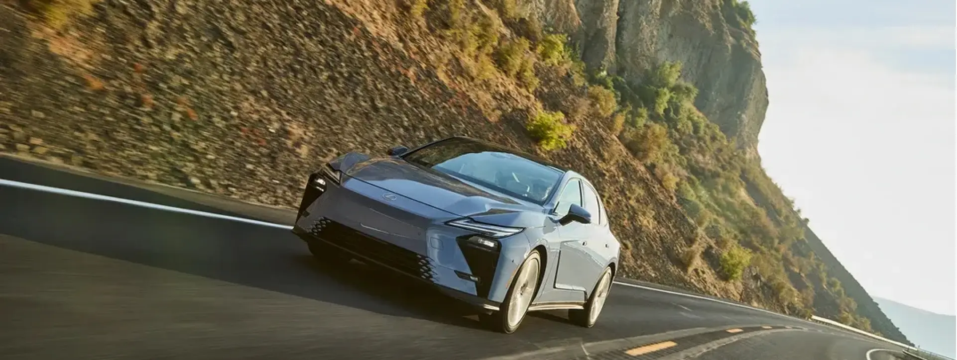 Lexus ES Left Front Three Quarter Lexus ES Left Front Three Quarter