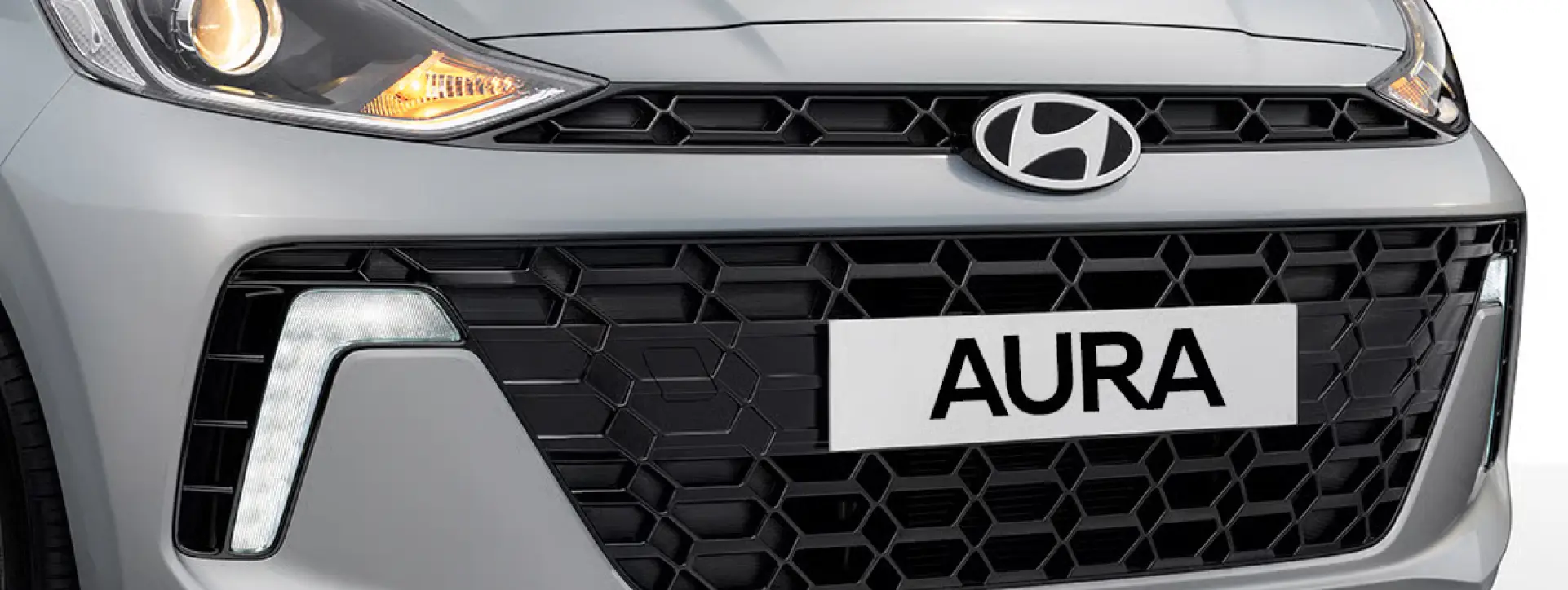 Hyundai Aura front side grille
