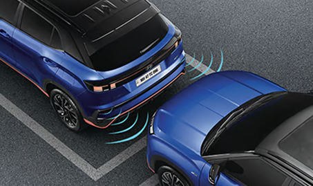 Front Parking Sensors for ease of handling in tight spaces.